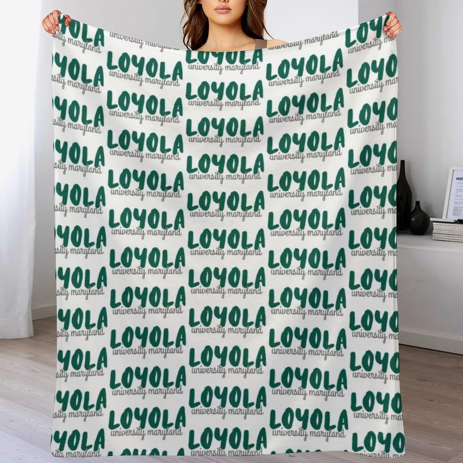 

Loyola University Maryland Throw Blanket Cozy Napping Blanket Gift for Mom Dad