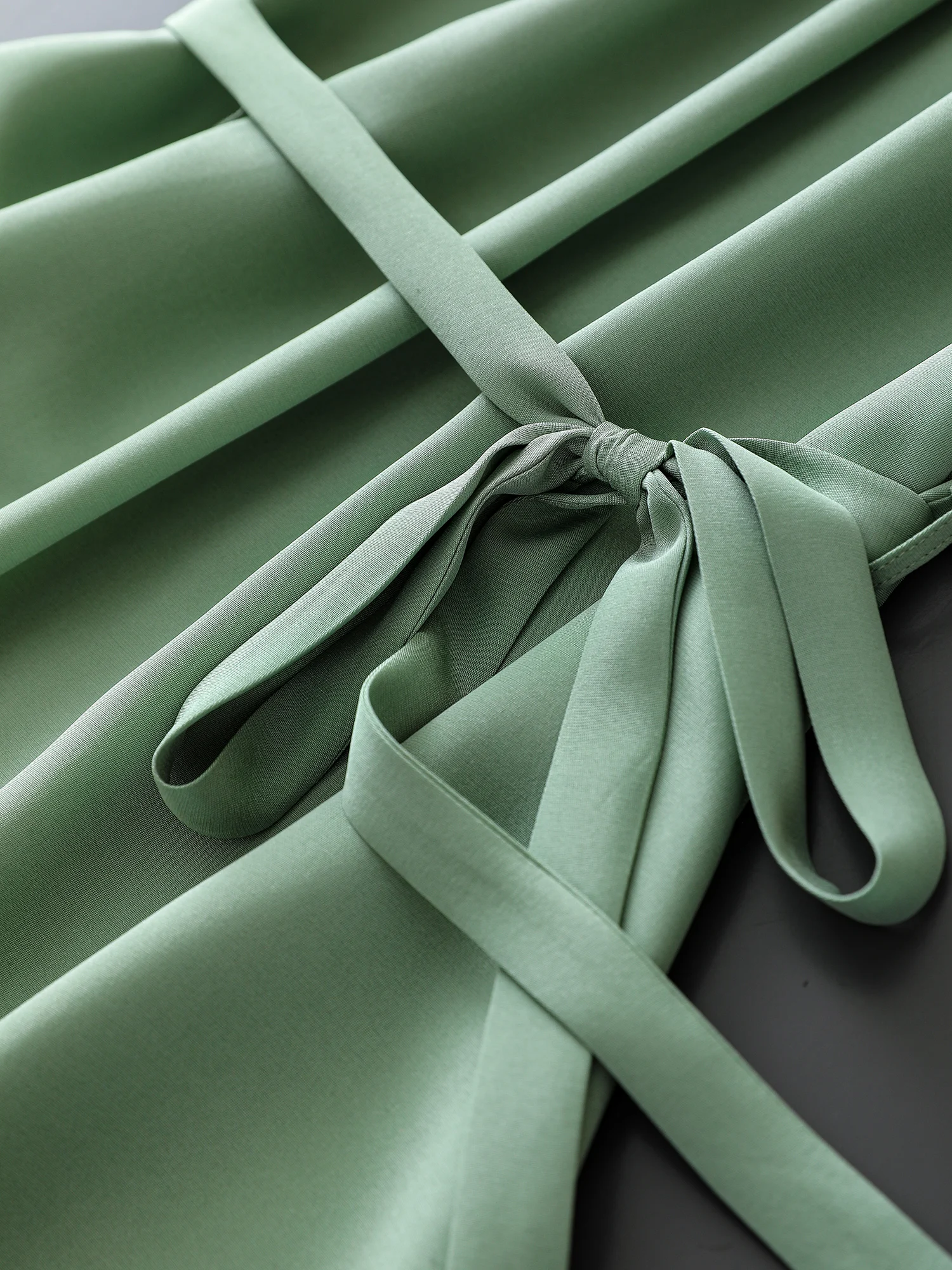 Ele Pure Color Raso di seta Elastico Loose Fit rotondo Ne Dr Summer Ly9084 Pendolarismo Vita alta Cerniera A-Line Midi Dr