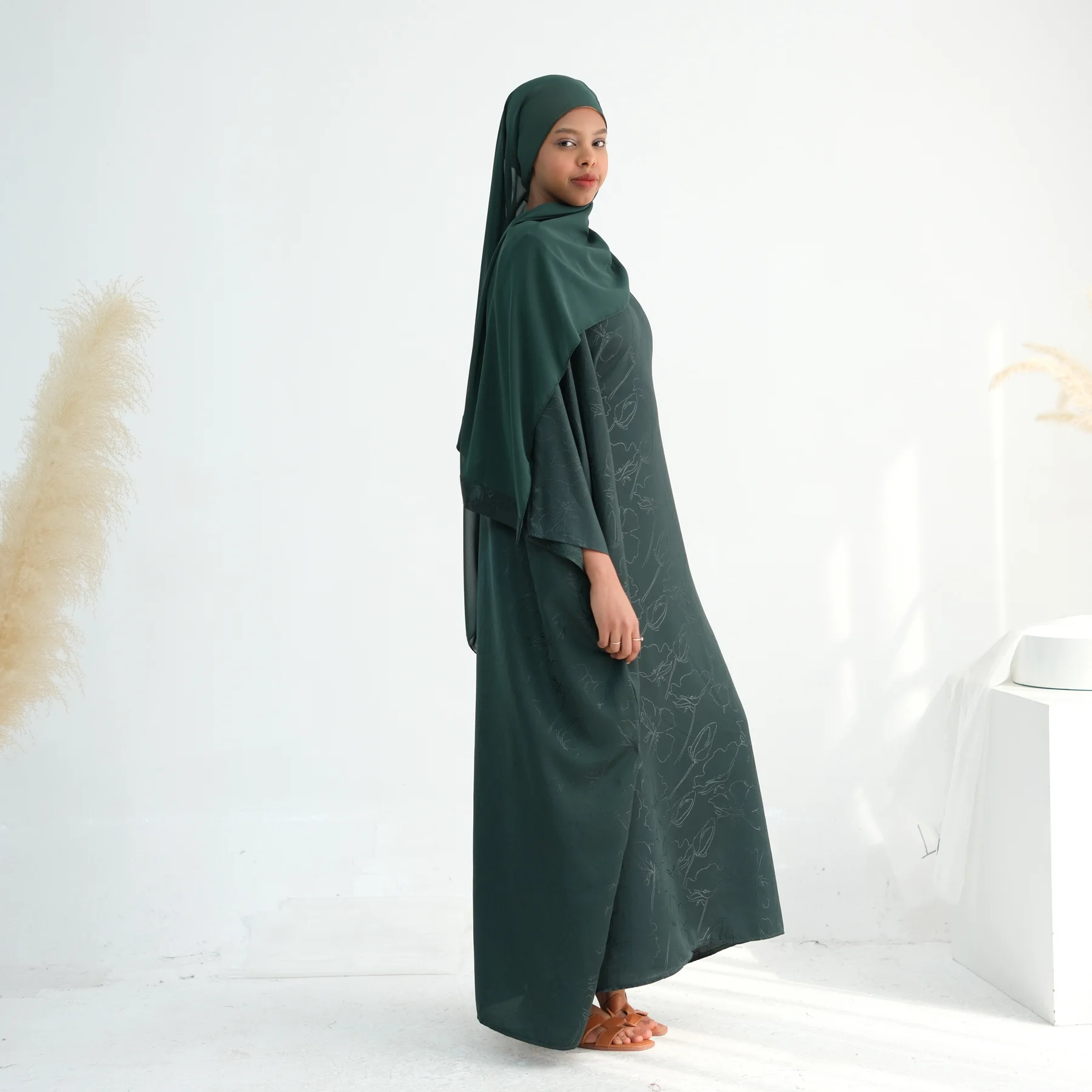 

Dubai Muslim Abaya Women Modest Dresses Print Kaftan Hijab Turkey Jalabiya Abayas Ramadan Long Robe Marocain Femme Loose Casual