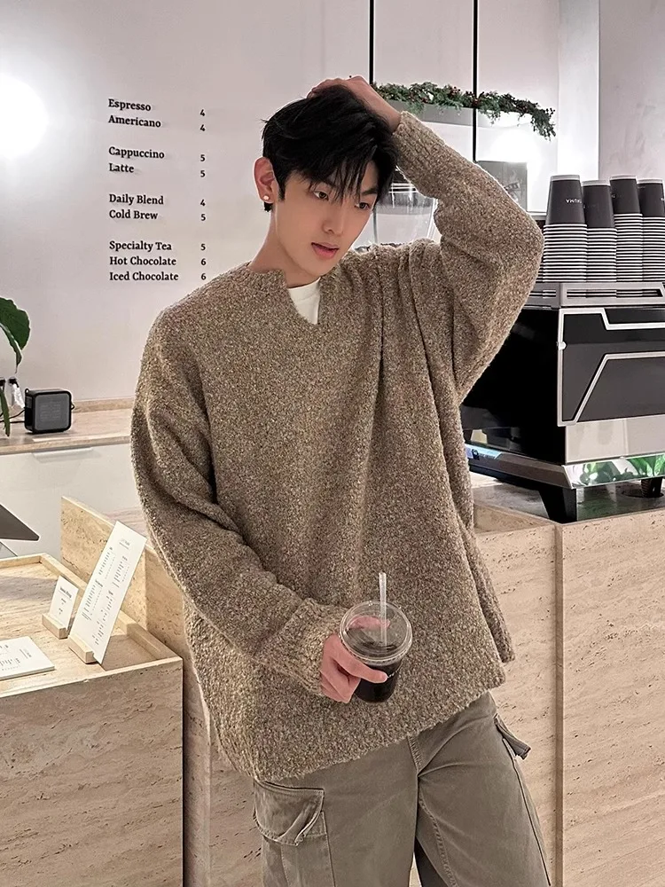 

American Retro Khaki V-Ne Knitwear Men's Spring Autumn Cleanfit High-End Lazy Sle Knitted Sweater Coat Loose Fit Polyeste...