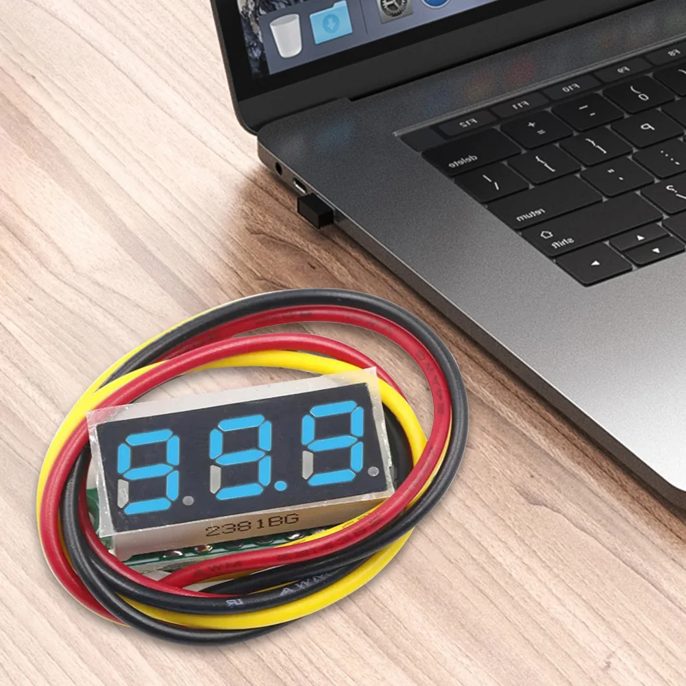 1-10pcs 0.28 Inch 3 Wires Digital Voltmeter DC 0-100V Voltage Tester Mini DC Voltmeter Meter 12V Volt Detector Red Green Yellow