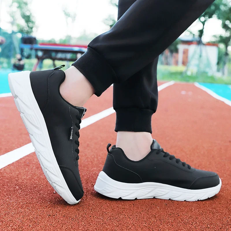 Men's Running Shoes Black PU Upper Flat and Comfortable Walking Shoes Lightweight and Wide Footed Casual Sports Leather Shoes