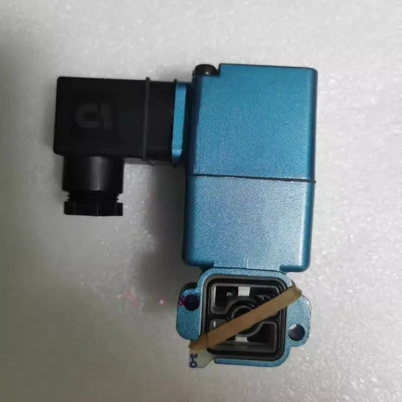2-28821-001 Start Solenoid Valve 2-28821-004 006 08 FIT FOR YANMAR Air Motor TDI