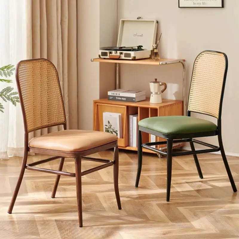 Vintage Rattan Backrest Dining Chair with Sturdy Steel Frame Modern Cafe Lounge Dinner Chair Comfort Leather Seat Kitchen Chairs