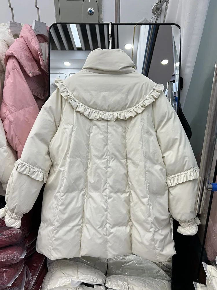 Neue Weihnachts-Daunenjacke im chinesischen Stil für Damen, mittellang bis lang, Stil 2025, Winter, neue Pendel-Daunenjacke mit weißer Ente, trendig