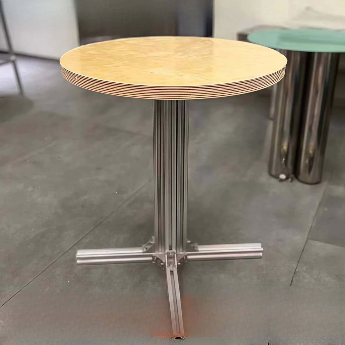 Modern Aluminum Alloy Customizable Small Table Frame for Commercial Use Coffee Shops Dining Rooms Corrosion-Resistant Durable