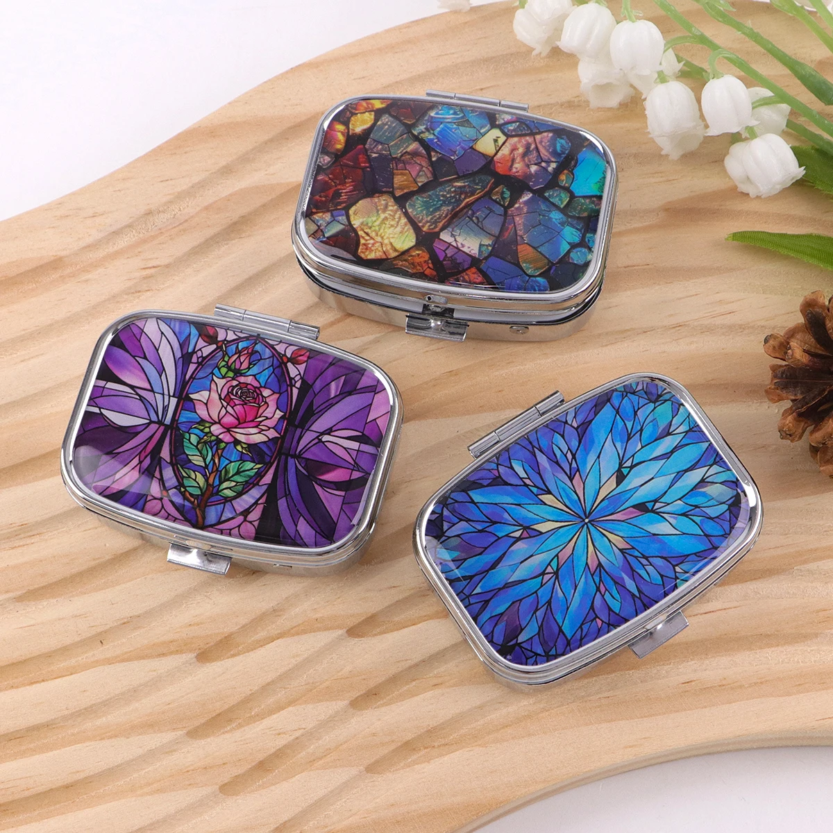 Simple Pattern 2 Compartments Metal Medicine Box Portable Travel Decorated  Sealed Small Pill Organizer Container Storage