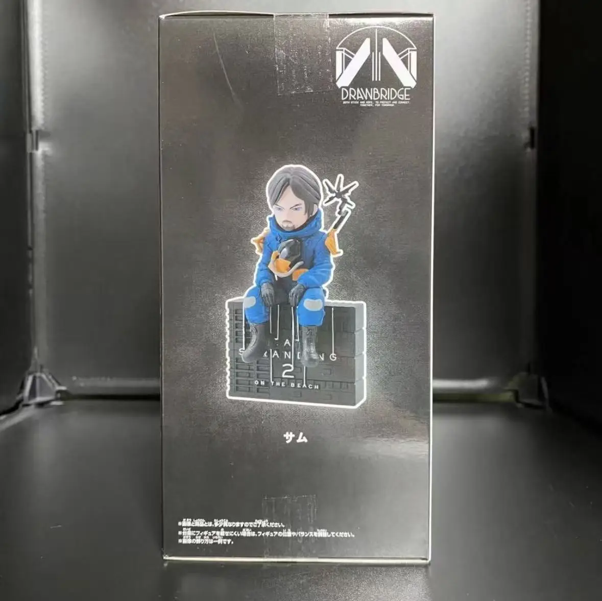 Официально лицензированная фигурка Banpresto Monitor Top Figz: Сэм Бриджес из аниме «На пляже» (персонаж Crossroad)