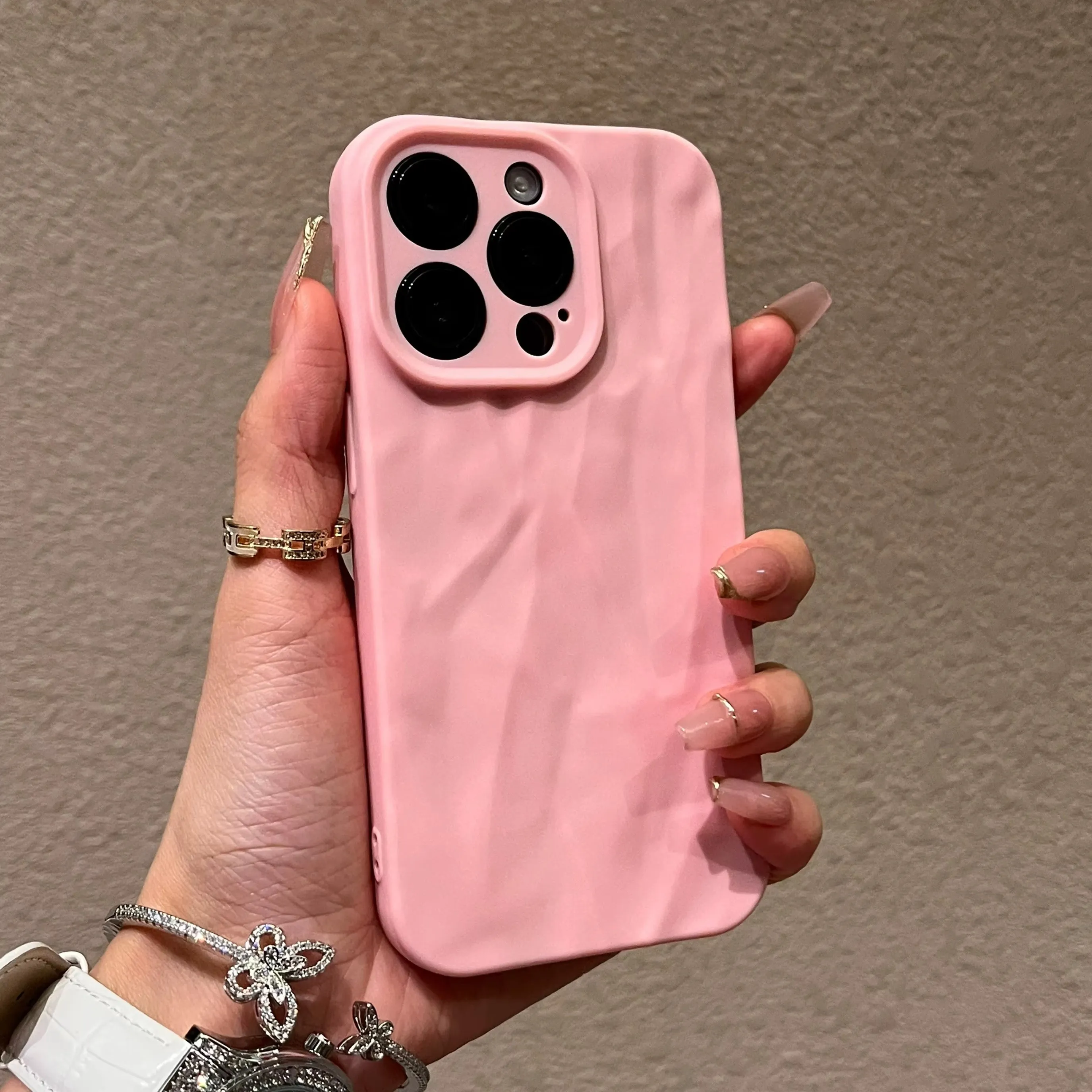 Luxury Silicone Soft Fold Wrinkle Phone Case For iPhone 14 Pro Case iPhone 16 15 13 12 11 Pro Max XR XS Max 7 8 Plus Back Cover