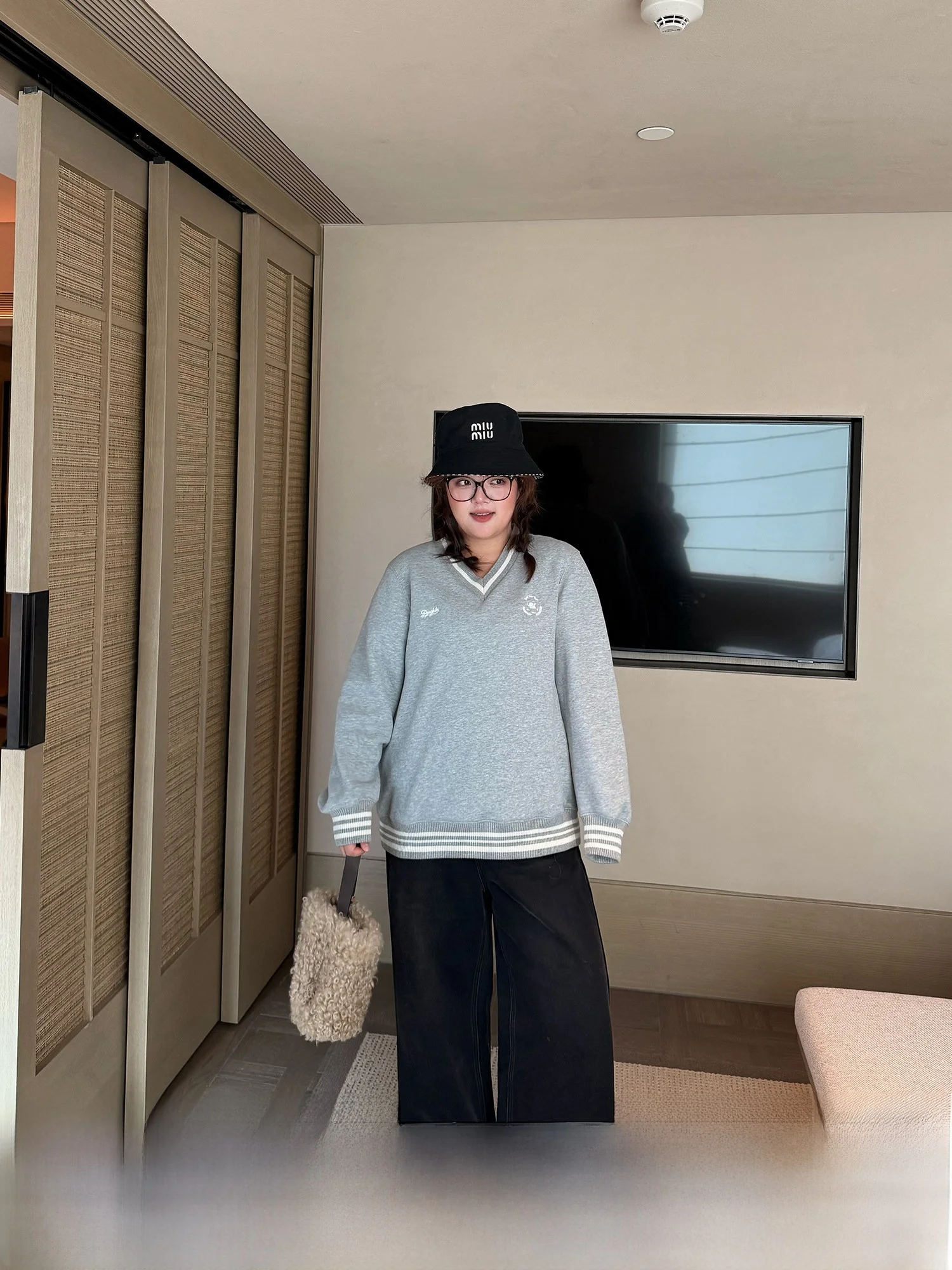 

Chic Korean Sle Women's Straight Leg Jeans Nine Points Distred Denim Pants ey Bla Fuzzy Feel Warm Cotton Autumn Winter