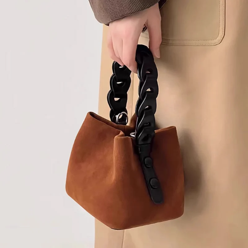 

Design Handmade Woven Women's Bag Retro Velvet Bucket Bag 2025 New Shoulder Bag Crossbody Bag