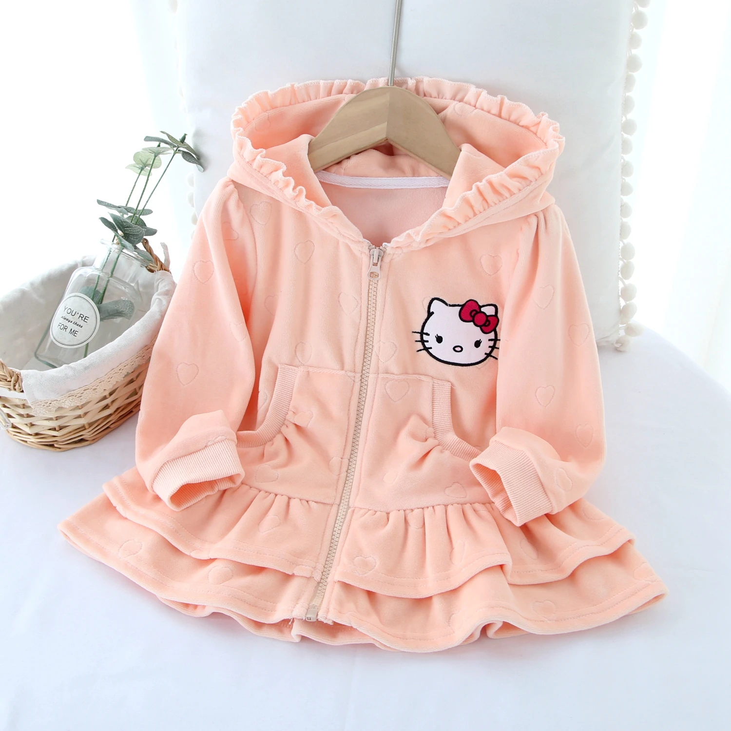 Hello Kitty Dresses Sanrios Anime New Girl Jacket Spring Autumn Model Children Hooded Zipper Shirt Female Baby Velvet Clothes