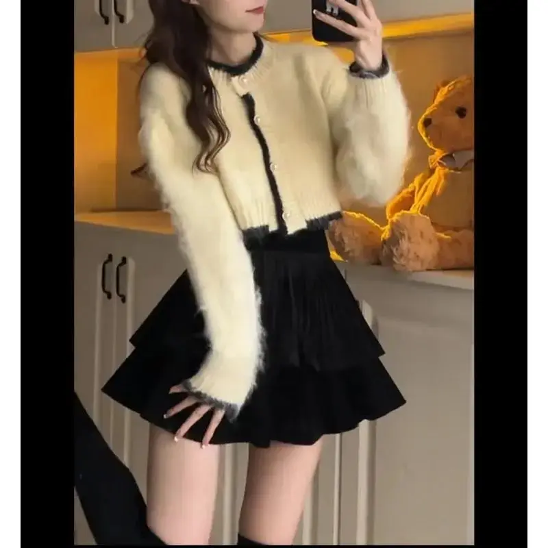 

Temperament Fragrance Socialite Knitted Top Sweater Set New Style Short Skirt Small Two Piece Set Skirt