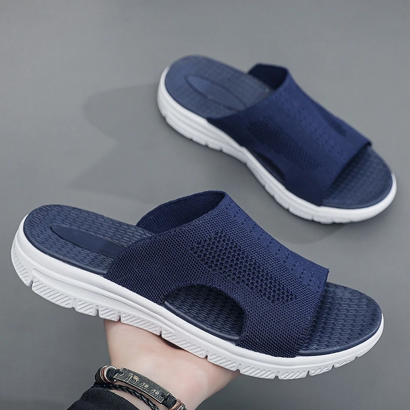 High Quality New Men's Slippers Outdoor Indoor Sandals Concise Comfortable Slides Men Casuals Shoes Non-slip Home Men Slippers