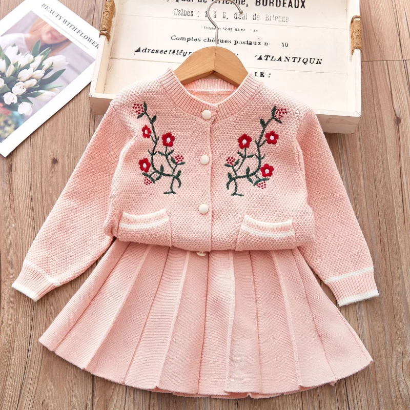 

Children's Korean Knitted Two-Piece Set Autumn and Winter Embroidered Flower Round Neck Knitted Cardigan Pleated Skirt Set