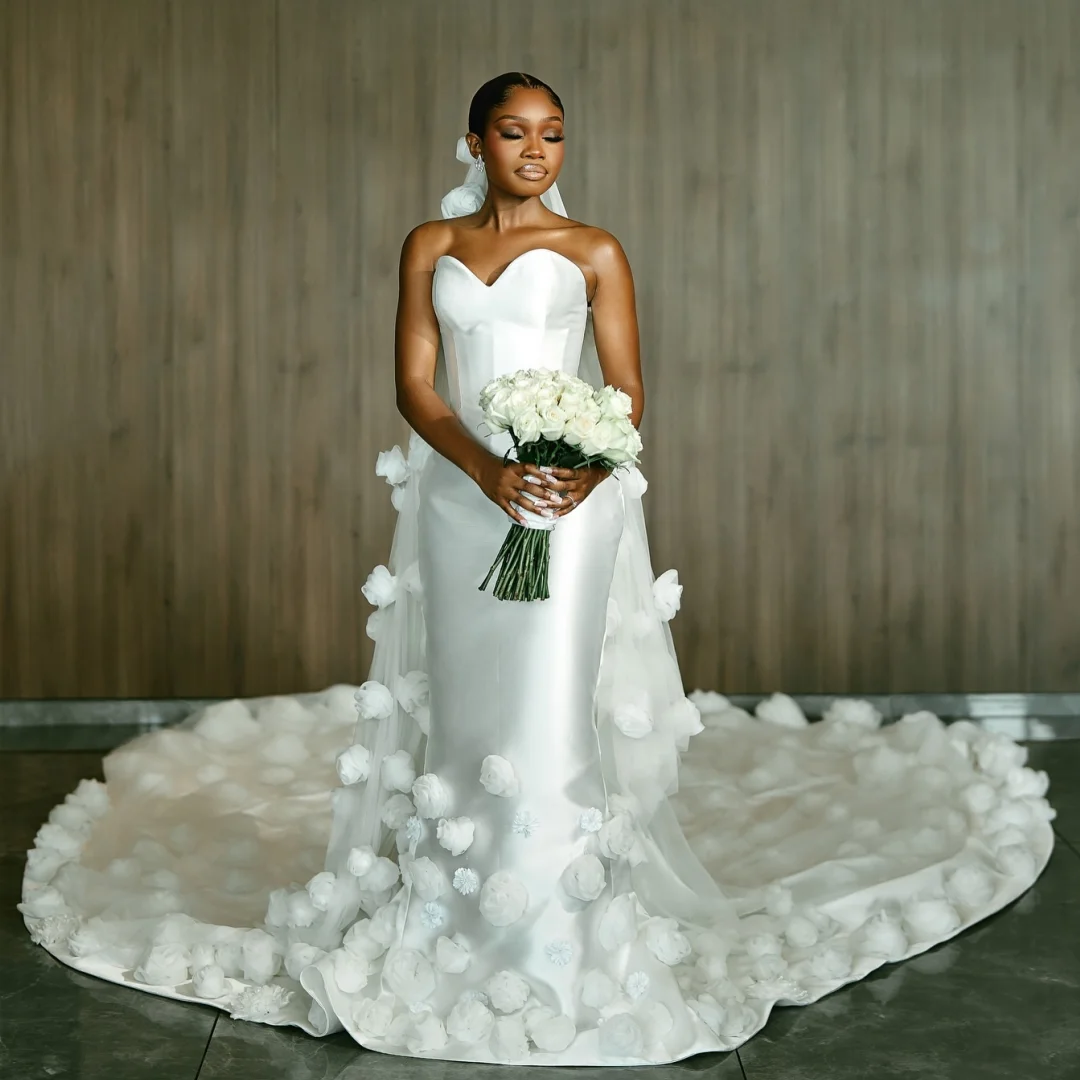 Satin Trumpet Wedding Dresses Women Sweep Train 3D Flowers Bridal Gown Wedding Ceremoney Dress robe de mariée Customized
