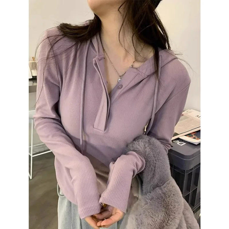 White hooded long sleeved T-shirt for women's Spring and Autumn 2023 new lazy style casual slim fit bottom hoodie top