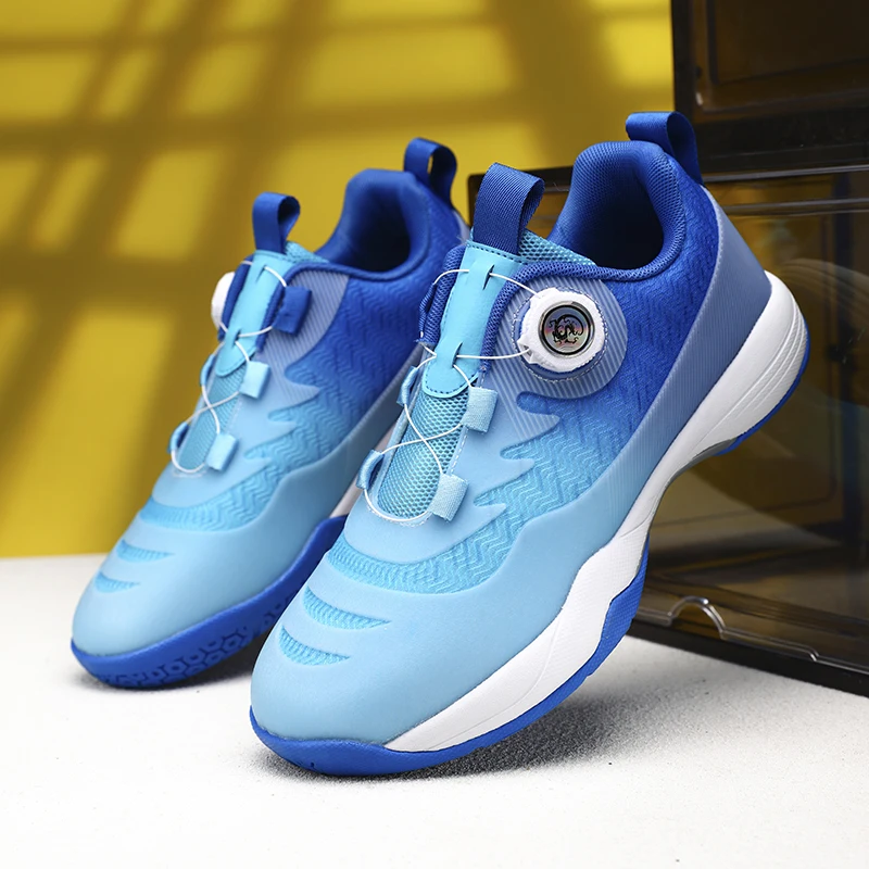 

Outdoor Tennis Shoes Men Women Breathable Badminton Training Shoes Lightweight Quick Lacing Sneakers Non-slip Ping-pong Shoes