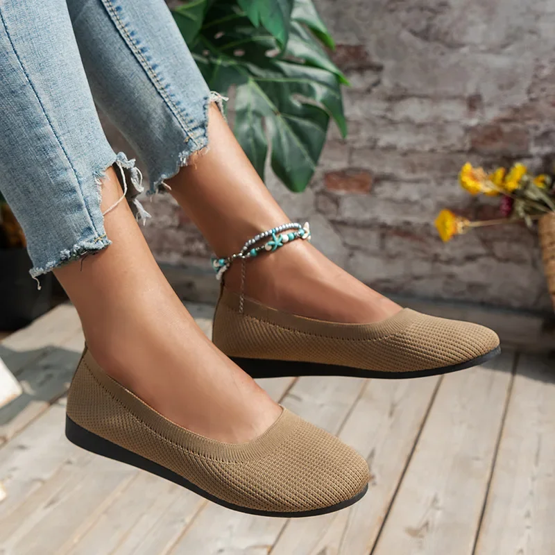 Frühlings-Damenschuhe, neue gestrickte Socken-Sneaker, atmungsaktive Slip-On-Loafer mit runder Zehenpartie, Größe 36-43, leichte Schuhe in Übergröße – Detail 15
