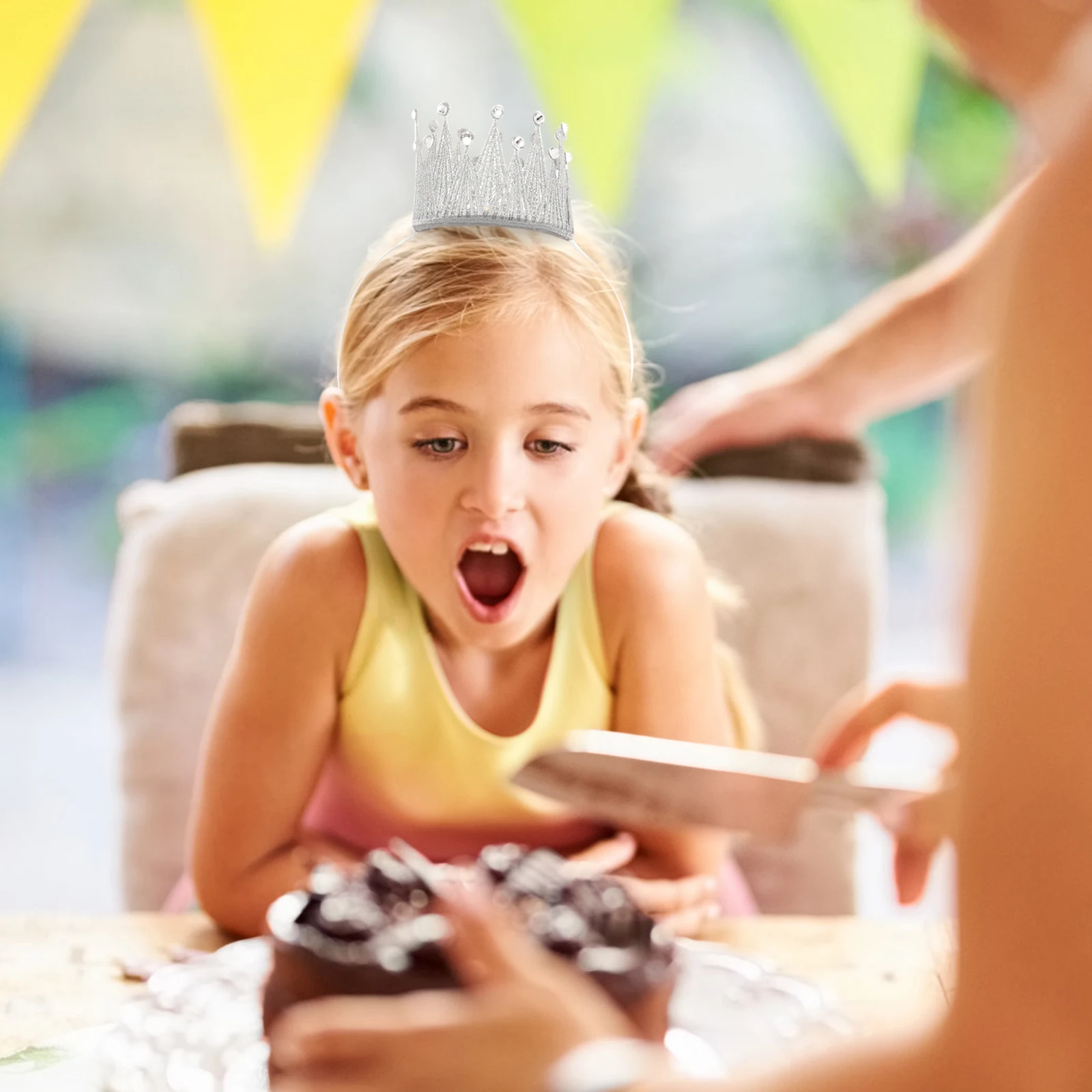 

Корона на день рождения для маленьких девочек, корона принцессы с лентой, праздничный головной убор, легкая ткань, аксессуар для фотосессии для малышей