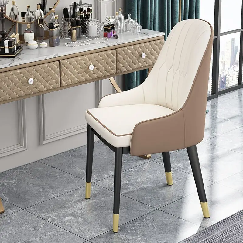 

Скандинавский стул для столовой в стиле лайт-люкс, современный простой дизайн, для отелей и дома, со спинкой