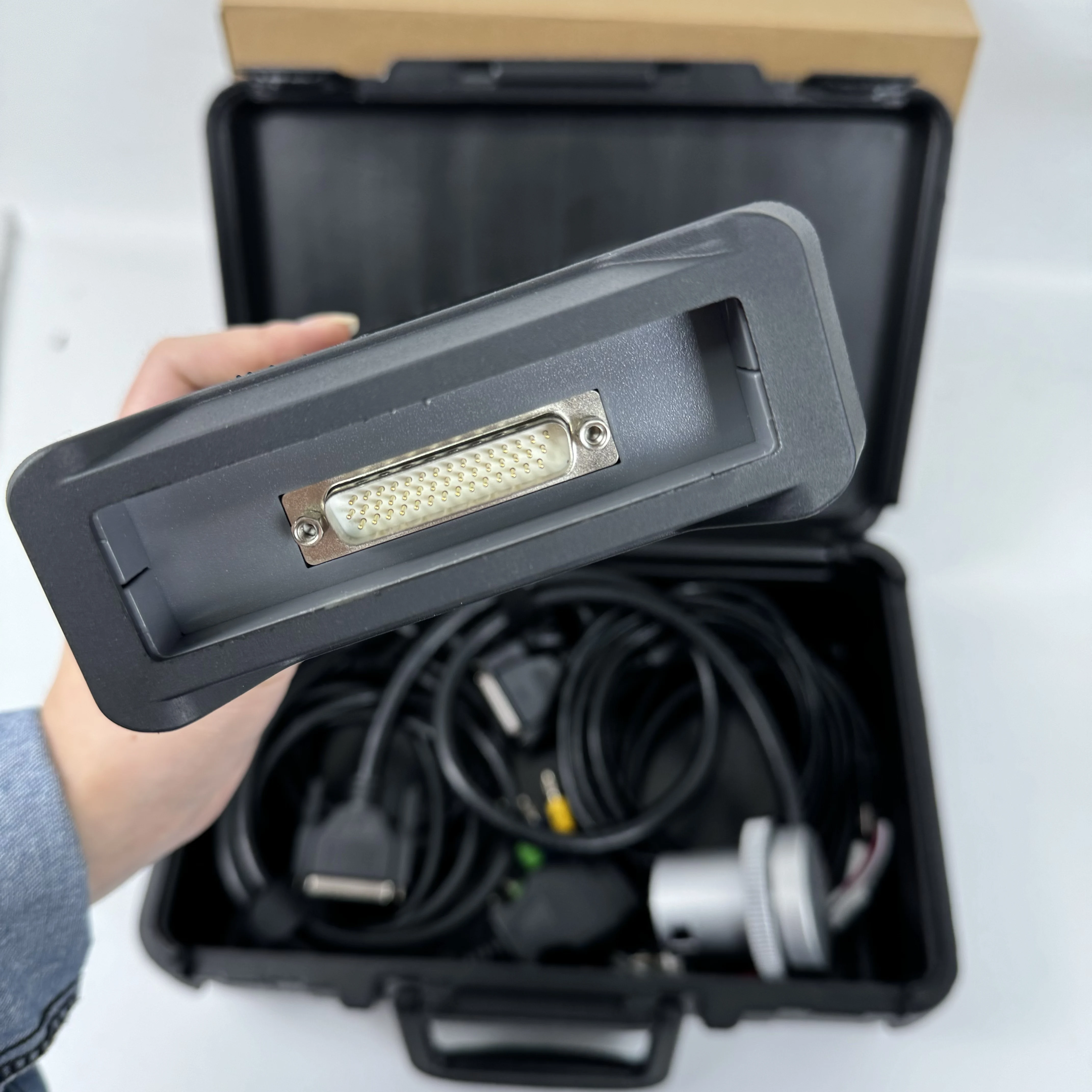 

USB-адаптер для подключения с кабелем M6+