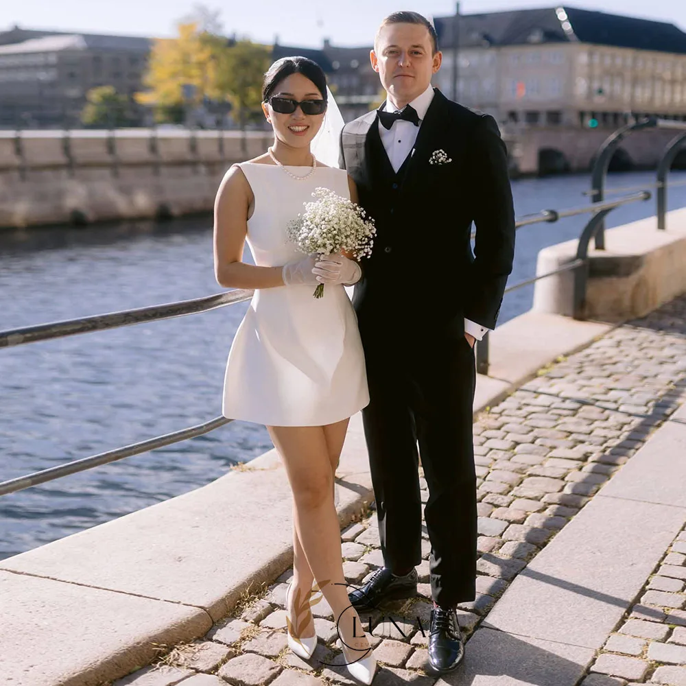 abiti-da-sposa-corti-luna-personalizzati-semplici-senza-schienale-senza-maniche-linea-ad-a-per-la-sposa