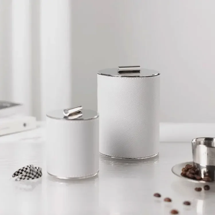 Simple modern metal storage cylinder ornament model room, living room, bedroom, porch cabinet, light luxury storage tank