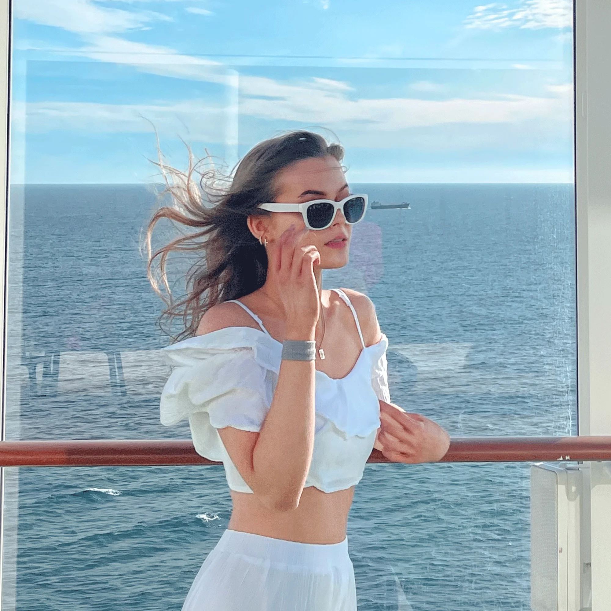 ZENOTTIC Cat Eye Sunglasses Women Polarized - Vintage Square Shades UV Protection Retro Oversized Sun Glasses for Driving