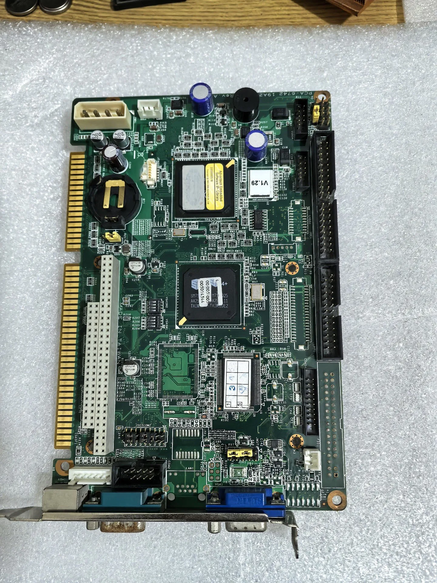 Pca-6742 PCA-6742LV PCA-6742 REV A1 الأصلي للوحة الأم للكمبيوتر الصناعي Advantech قبل الشحن اختبار مثالي Pca-6742