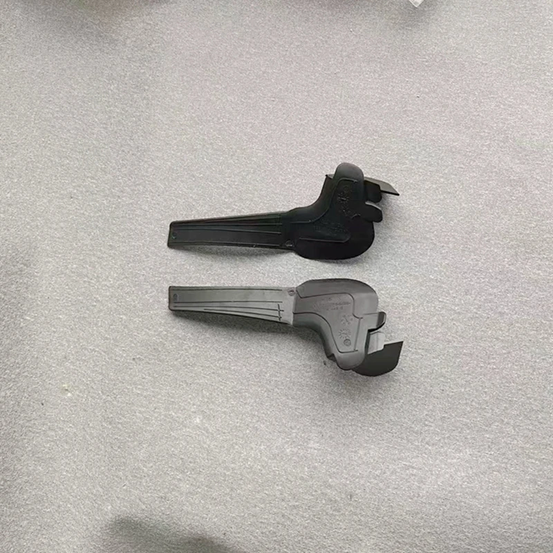 

1pcs For Volkswagen 2011-2018 Polo Front Windshield Side Pressure Strip Fender Drip Panel