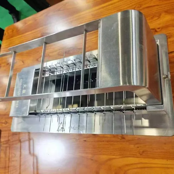 Automatic flip electric barbecue machine, bamboo stick rotating electric oven, electric grilled mutton skewers oven