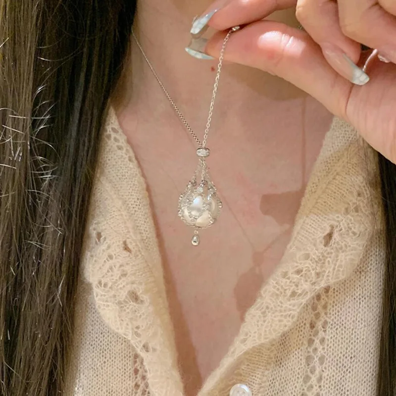 Elegant Pearl Crystal Ball Necklace Versatile Net Bag Design Luxury Feel Clavicle Chain Fashionable Personality Match All