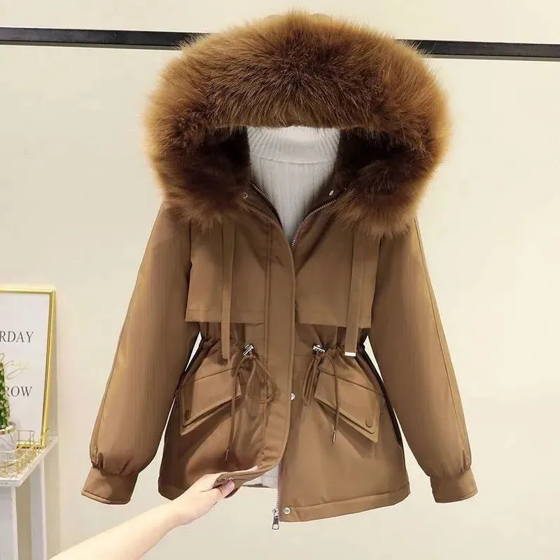 2024 New Women Winter Parkas Fur Collar Hooded Down Jacket fashion short Slim Warm Cotton-padded clothes female outerwear R122