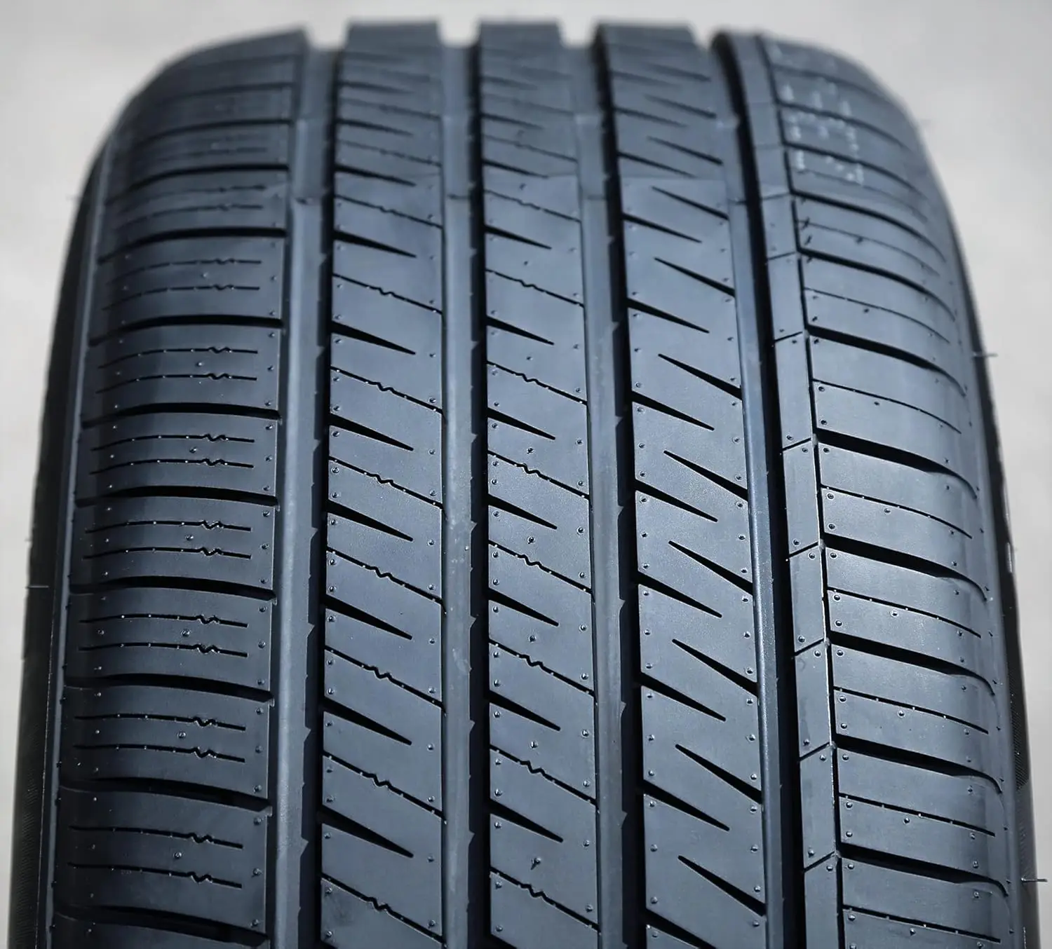 H/P All-Season Personenauto High-Performance Radiaalband-205/50r17 205/50zr17 205/50/17 205/50-17 93W Laadbereik Xl 4-laags Bsw B