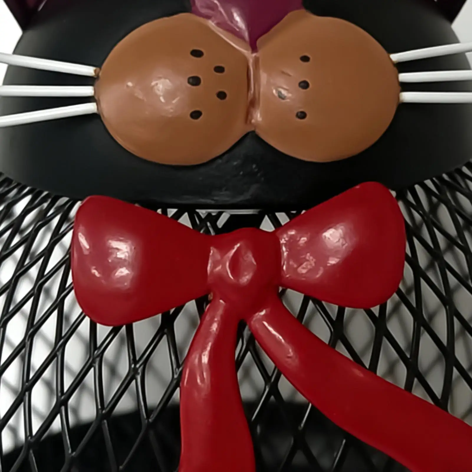 

Металлическая кормушка для птиц, защищенная от кошек и белок, подвесная кормушка для птиц для сада, двора, балкона, веранды, патио