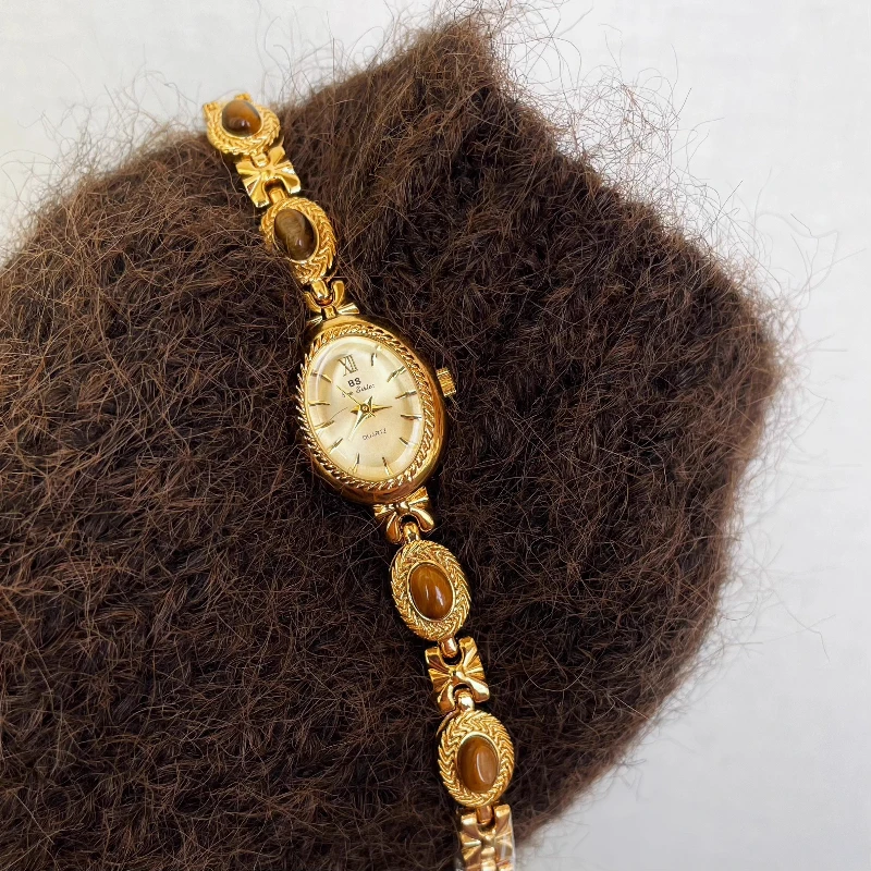 Waterproof 2025 quartz watch birthday gift classic trend women's watch elegant and simple