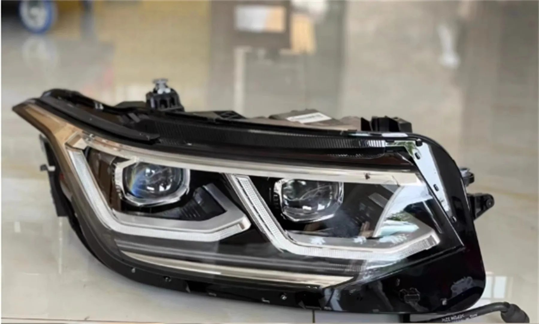 

Car Led headlight for Volkswagen vw Sagitar jetta 19-23 Daytime Running DRL headlamp Low High Beam Turn signal