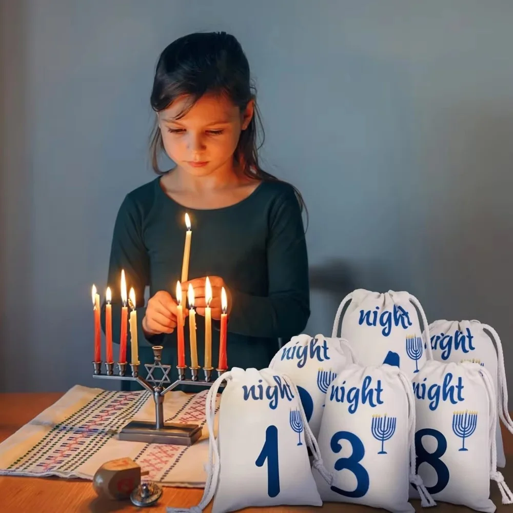 

20 pcs Nights of Hanukkah Burlap Gift Bags Treat Goodie Bags Candlestick Candy Cookie Packing Hanukkah Party Supplies Decor
