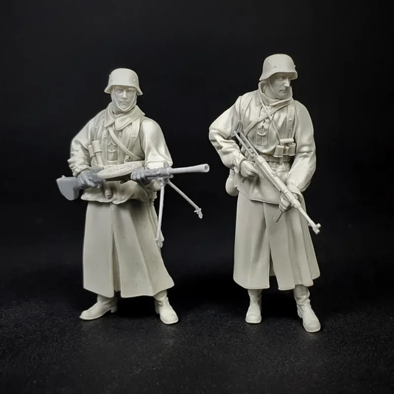 1/35 Resin soldier model kits figure colorless and self-assembled （2 soldiers）A-1823