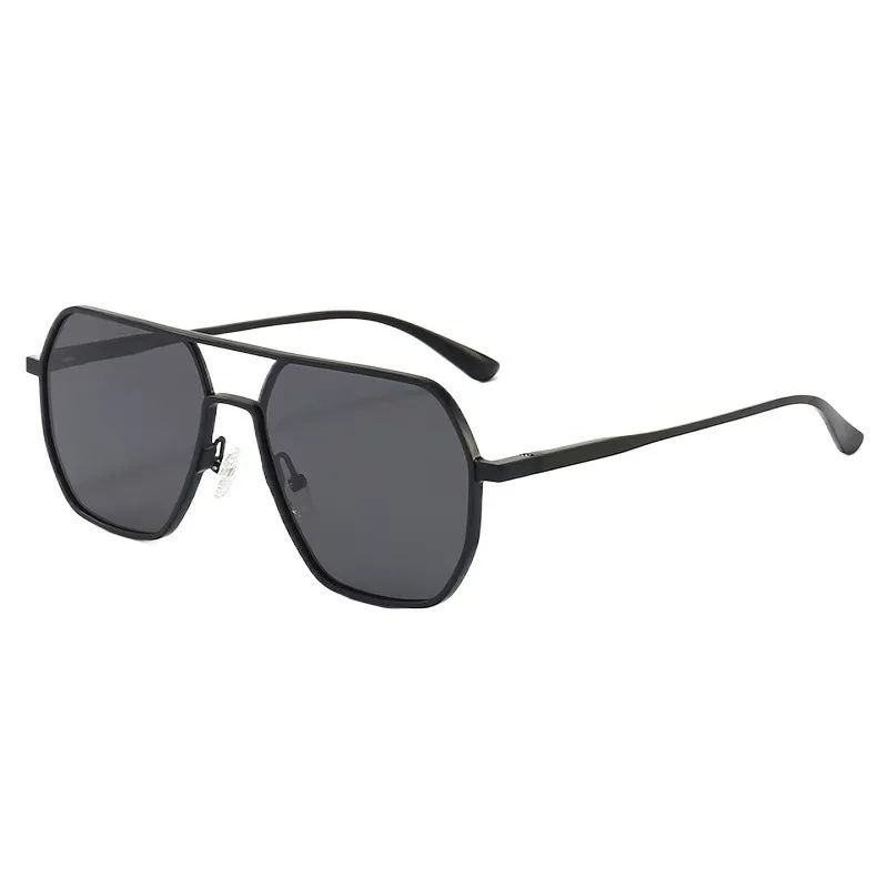 Polarized Sunglasses Men\'s Fishing Color-changing Sunglasses Day Night Dual-use Smart Photochromic