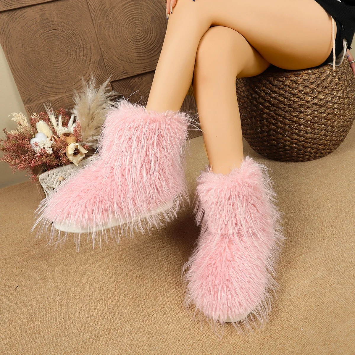 

New Winter Round Head Long Hair Thick Sole Warm Casual Short Boots Fashionable Cute Non-slip Large-size Snow Boots Women