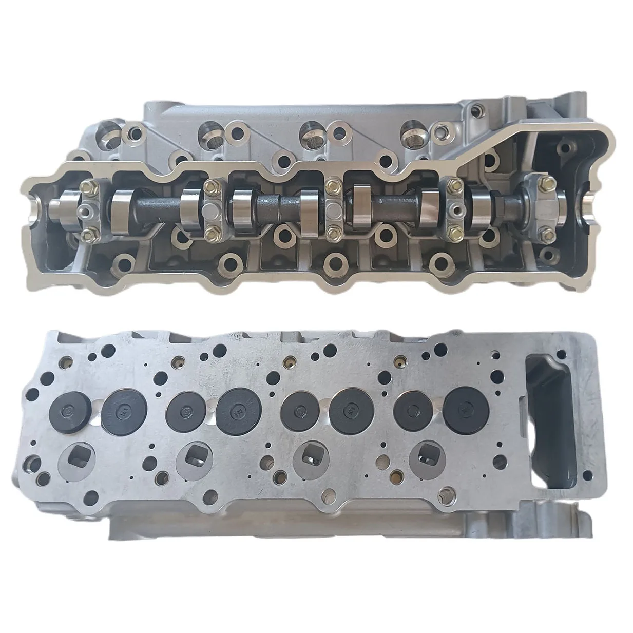 

High Performance 4M40 4M40T Engine Cylinder Head ME202620 ME193804 Cast Iron Component For Mitsubishi Pajero L200