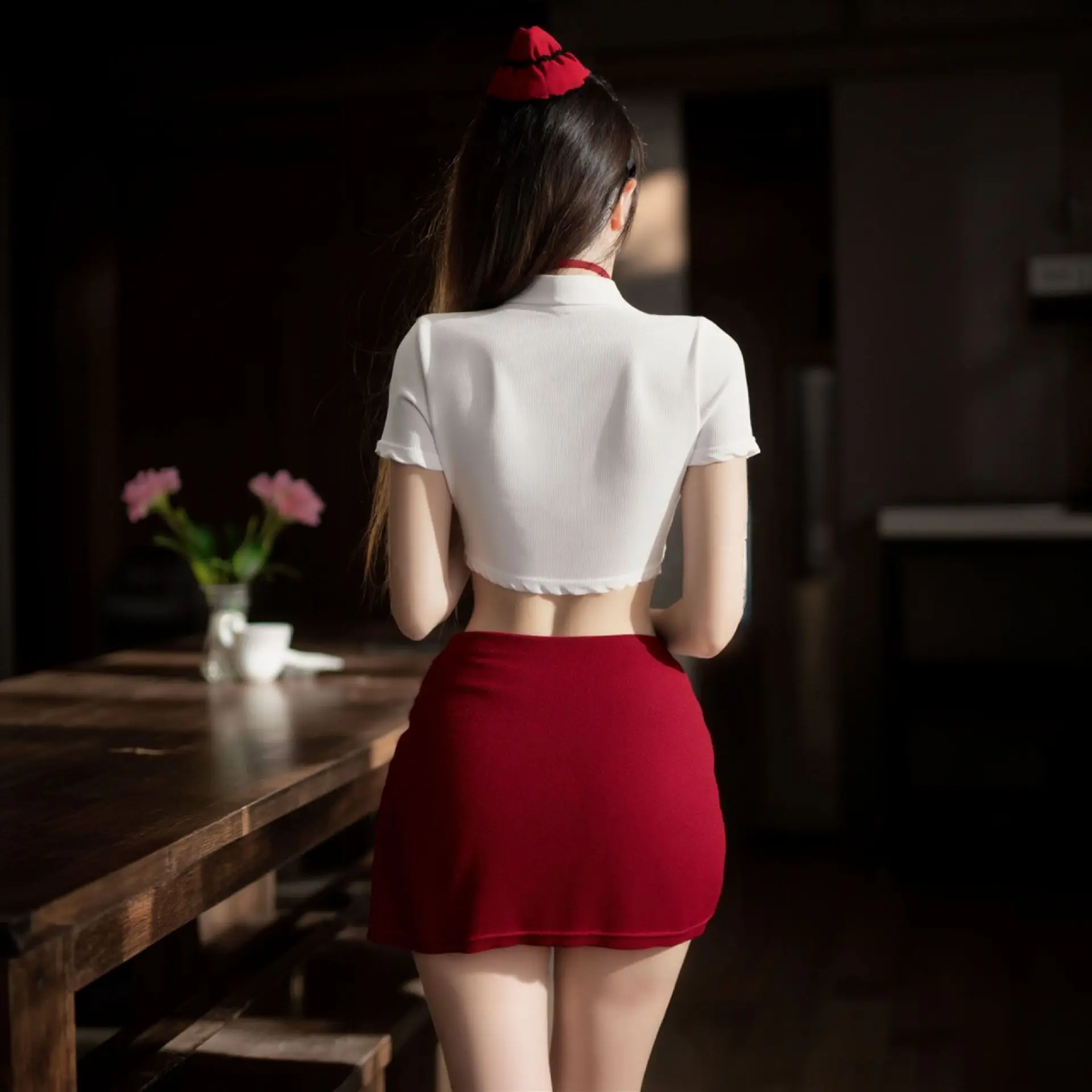 السيدات الملابس الداخلية المثيرة مثير عميق الخامس لا خلع مجموعة لعب الأدوار منتصف الليل السرير إغراء الرغبة النقية مضيفات موحدة