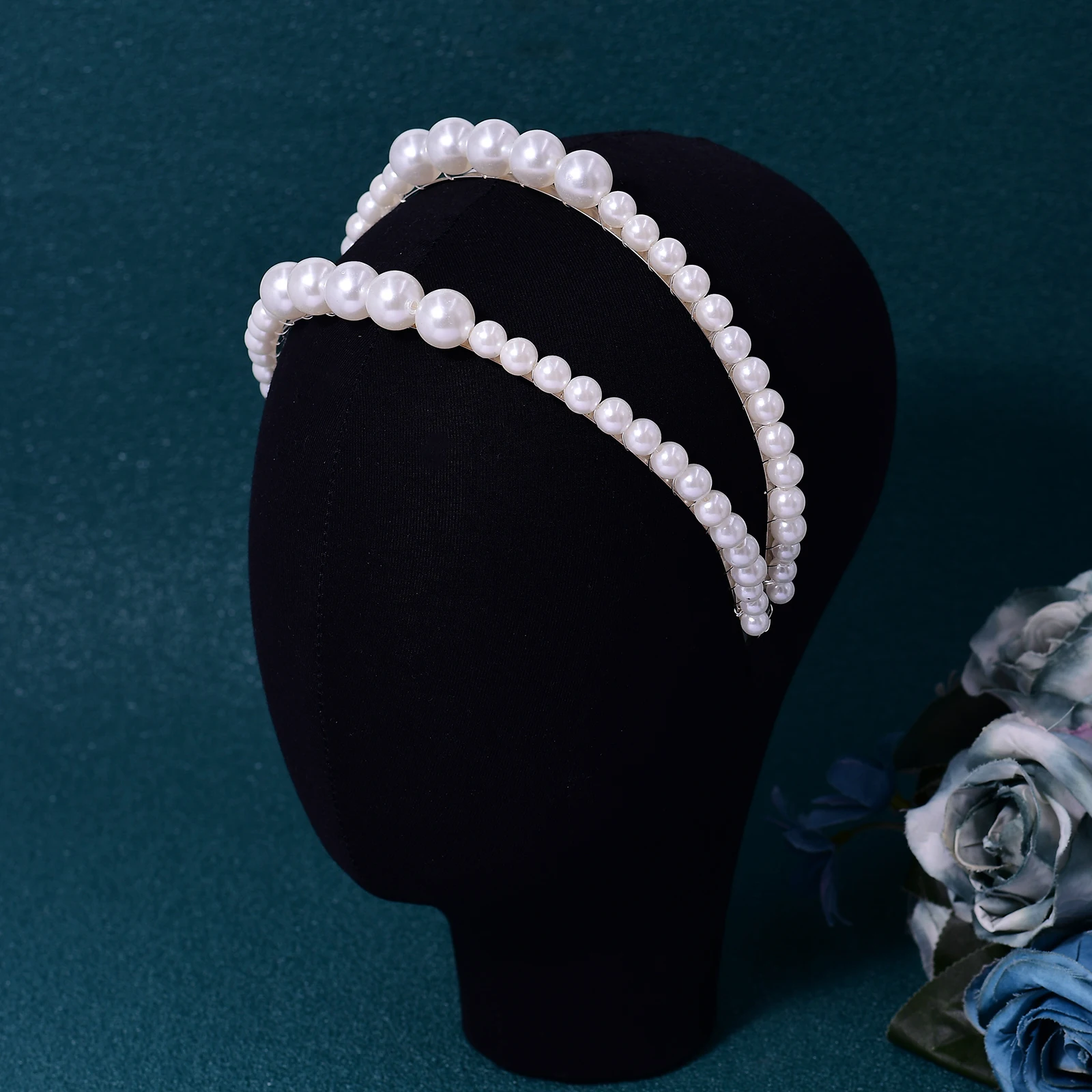 Tocado de perlas de Color blanco elegante para novia, diadema con cuentas hecha a mano, accesorios para el cabello, adornos de regalo, HP659