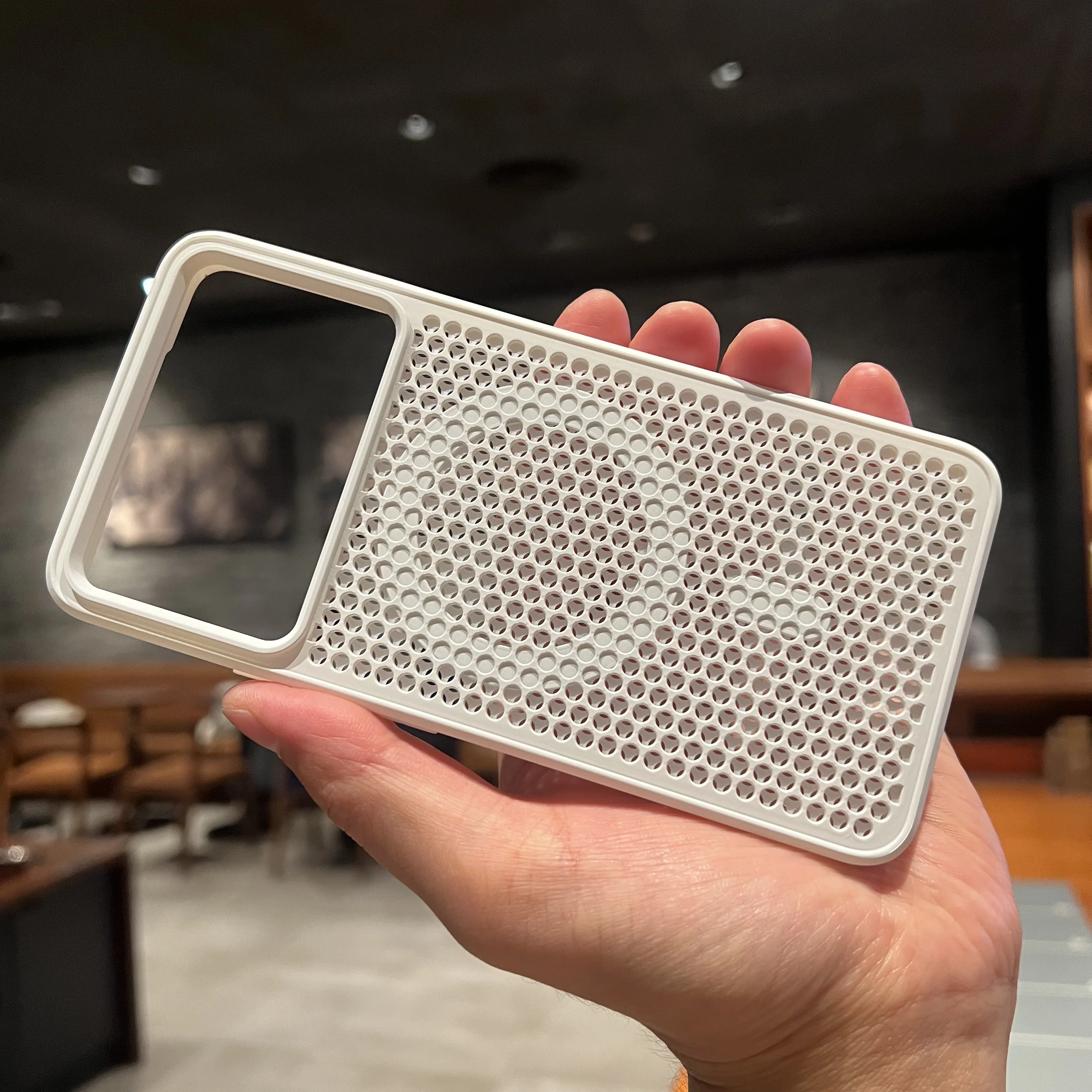 Para Xiaomi Poco F6 Pro funda panal disipación de calor cubierta trasera magnética transpirable para Xiaomi Poco F6 Pro Shell