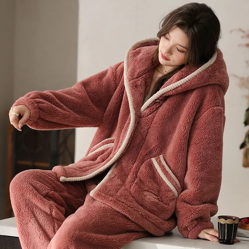 

Зимний женский пижамный комплект с капюшоном, утепленный, сохраняющий тепло, минималистичная одежда для сна, домашняя одежда из кораллового флиса, которую можно носить в качестве верхней одежды, ночное белье