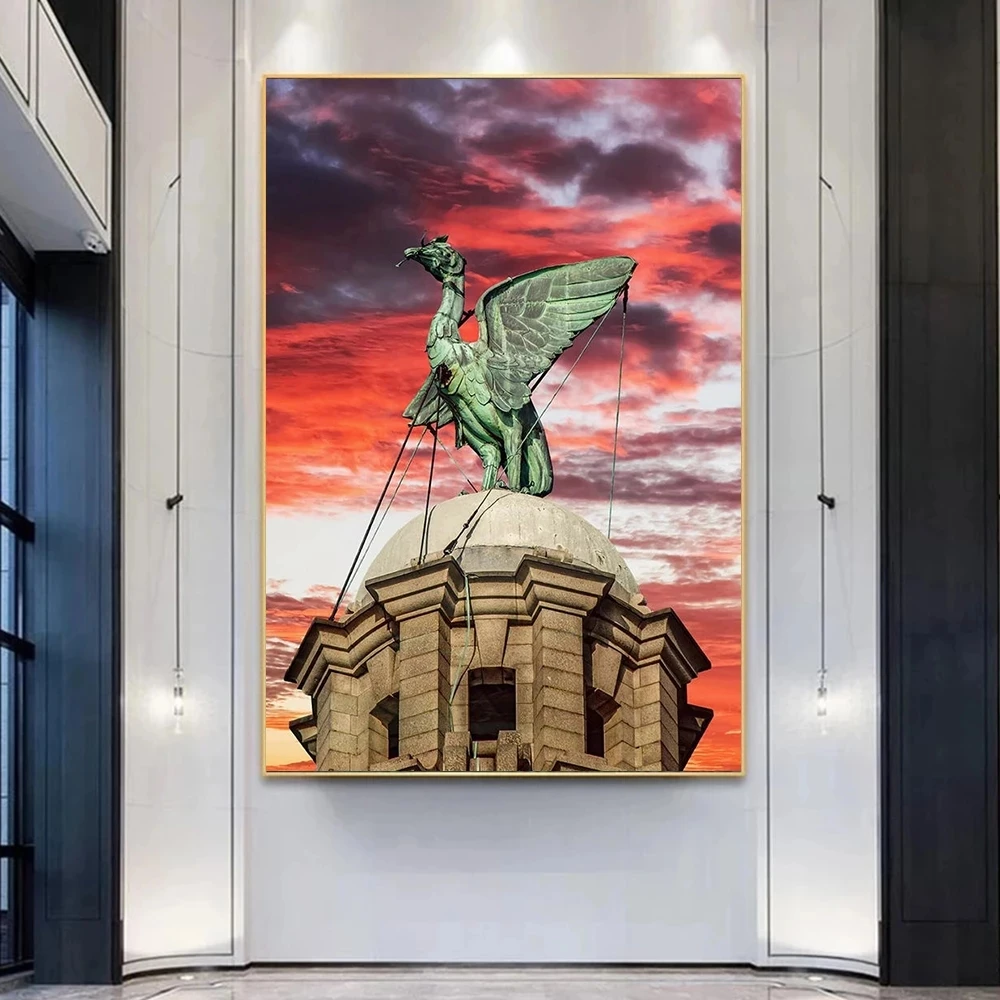 Liverpool Liver Bird Wall Art Poster Liver Room Building HD Print Canvas Art Paintings Picture for Home Decoration Gift Cuadros