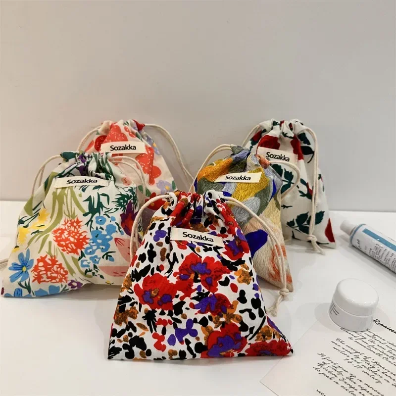 Small Cotton Fabric Floral Drawstring Bags Coin Pocket Bags Purse Keys Earphone Storage Bag Lipstick Toiletry Makeup Organizer