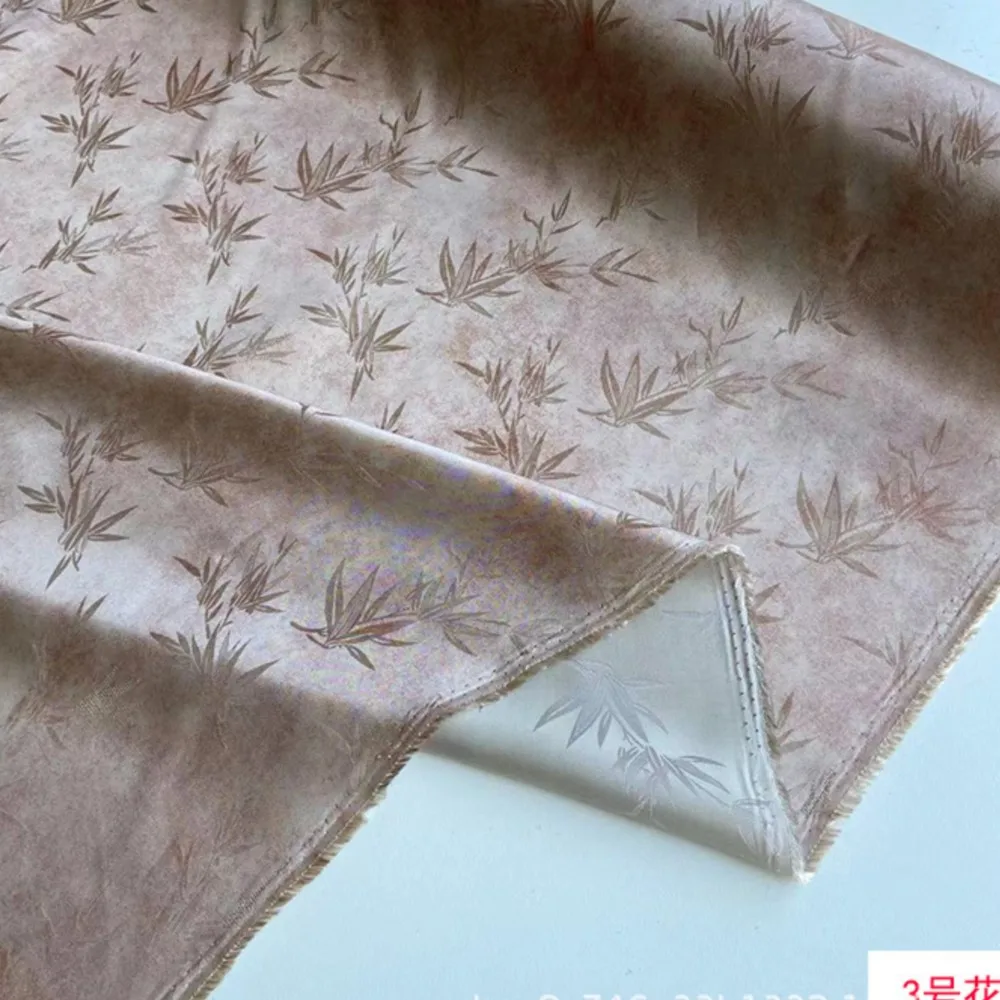Tessuto floreale in raso tinto con rima Tessuto floreale tinto per abbigliamento e abito Abito cheongsam Tessuto alla moda